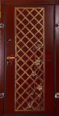 Бордовая металлическая дверь с ковкой ДК-10 для квартиры в Липецке