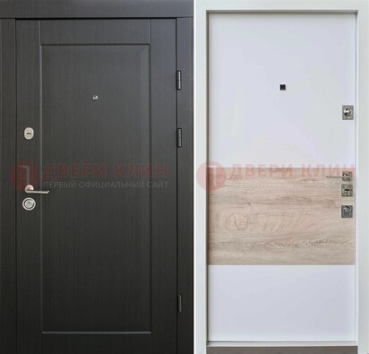 Черная металлическая дверь с резной МДФ Итальянский орех ДМ-230 в Екатеринбурге