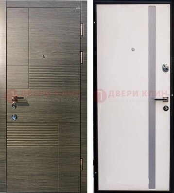Стальная белая дверь c МДФ с молдингами ДМ-266 в Липецке