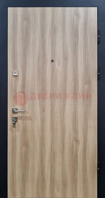 Светлая металлическая дверь с МДФ ДМ-340 в Липецке