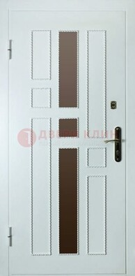 Белая стальная дверь с МДФ и декоративными вставками ДМ-62 в Екатеринбурге
