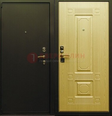 Коричневая металлическая дверь с порошковым покрытием ДП-51 в Липецке