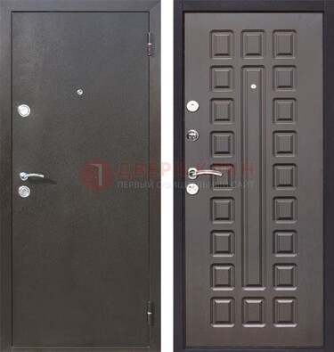 Коричневая железная дверь с порошковым окрасом ДП-63 в Липецке