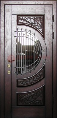Одностворчатая входная дверь со стеклом и ковкой ДСК-21 в Сочи