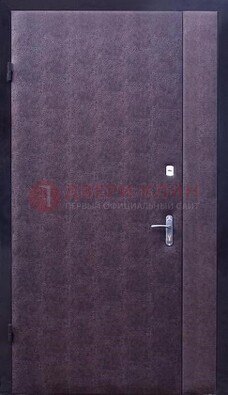 Бордовая металлическая тамбурная дверь ДТМ-3 в Липецке