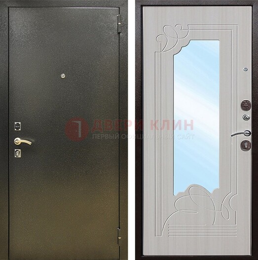 Входная темно-серая дверь c порошковым покрытием и МДФ с резьбой и зеркалом ДЗ-113