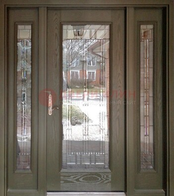 Коричневая стальная дверь с массивом дуба с витражом ВЖ-16 в Липецке